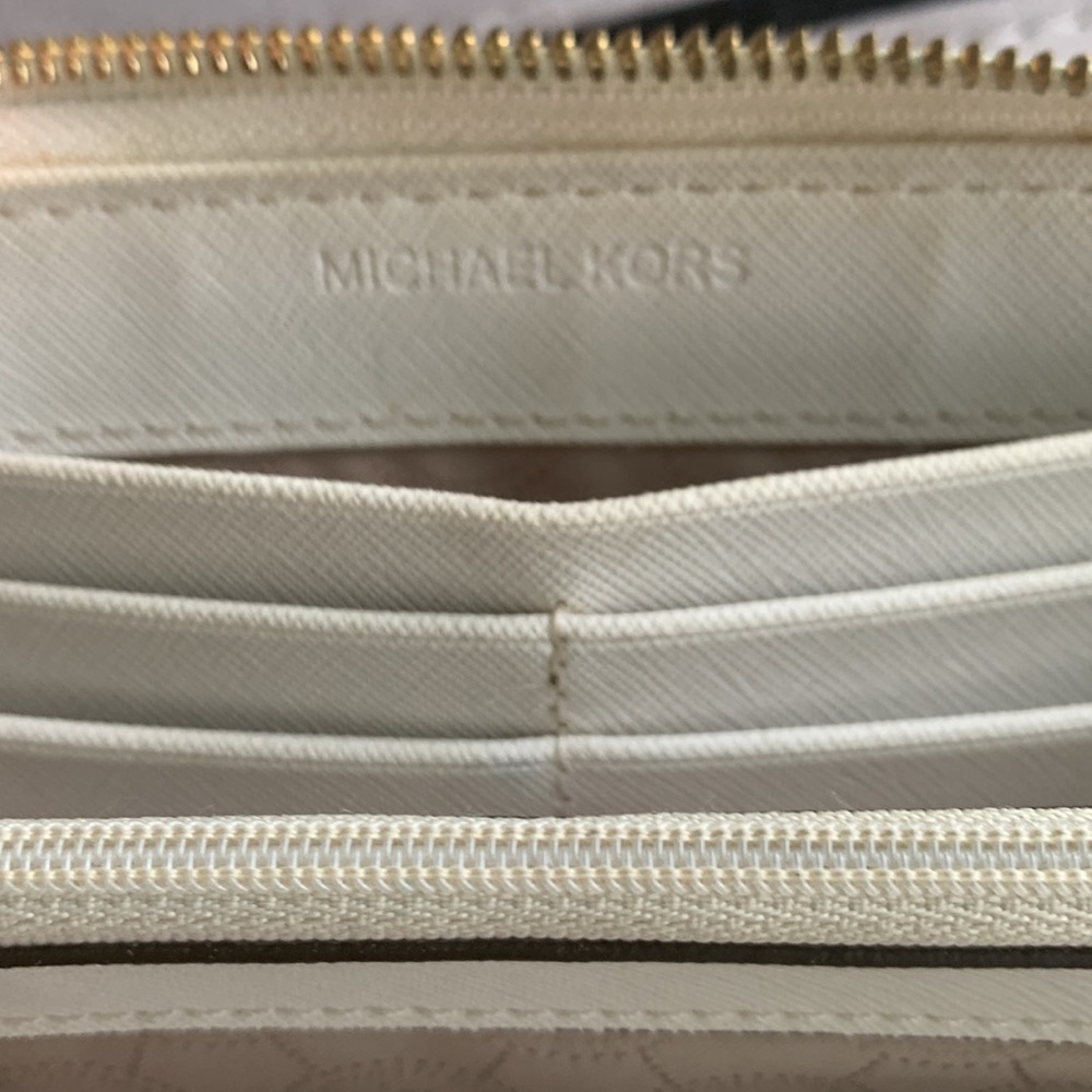 Michael Kors Est. 1981 Leather Wallet - Picture 13 of 17